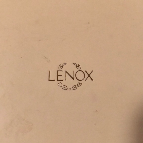 Sold - Picture 5 of 7